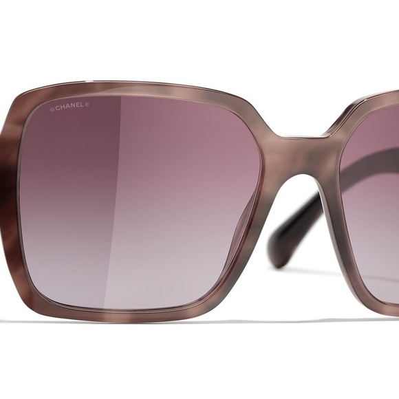 Authentic Chanel sunglasses in Purple/Burgundy - Picture 2 of 8